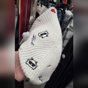 NWT Karl lagerfeld Hat